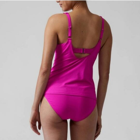 Athleta 36 BC Bondi Bra Cup Tankini swim bathing suit top bikini summer Barbie - Picture 3 of 4